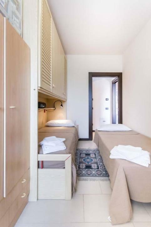 Suite Carpiano Melegnano Bagian luar foto